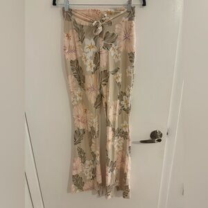 Forever 21 Floral Print Pants